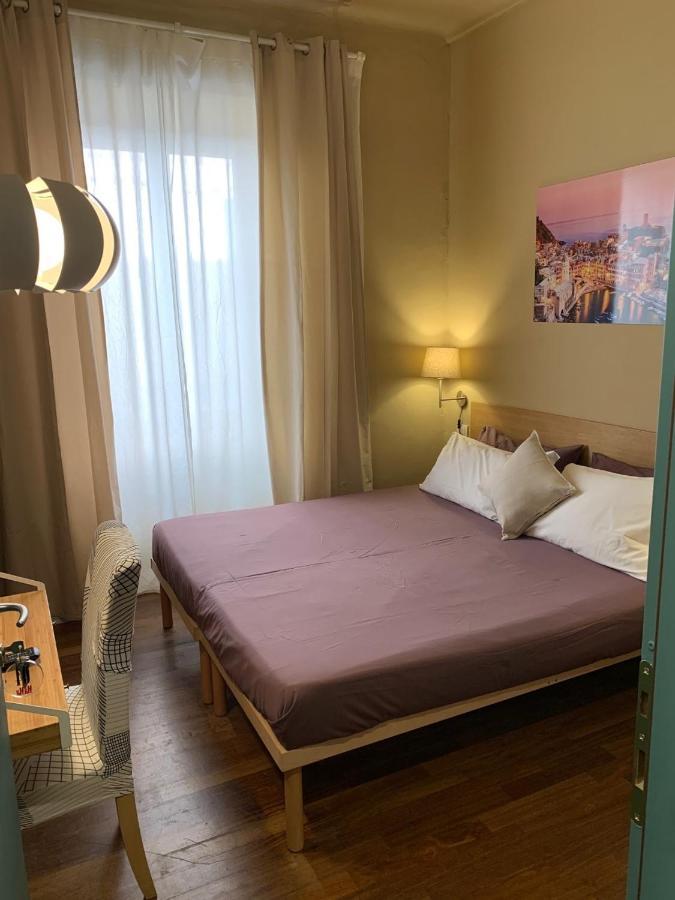 Hotel Mama La Spezia Esterno foto