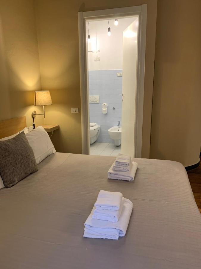 Hotel Mama La Spezia Esterno foto