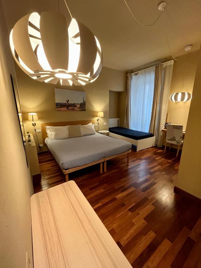 Hotel Mama La Spezia Esterno foto