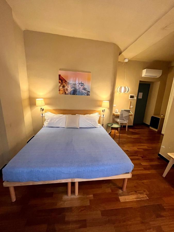 Hotel Mama La Spezia Esterno foto