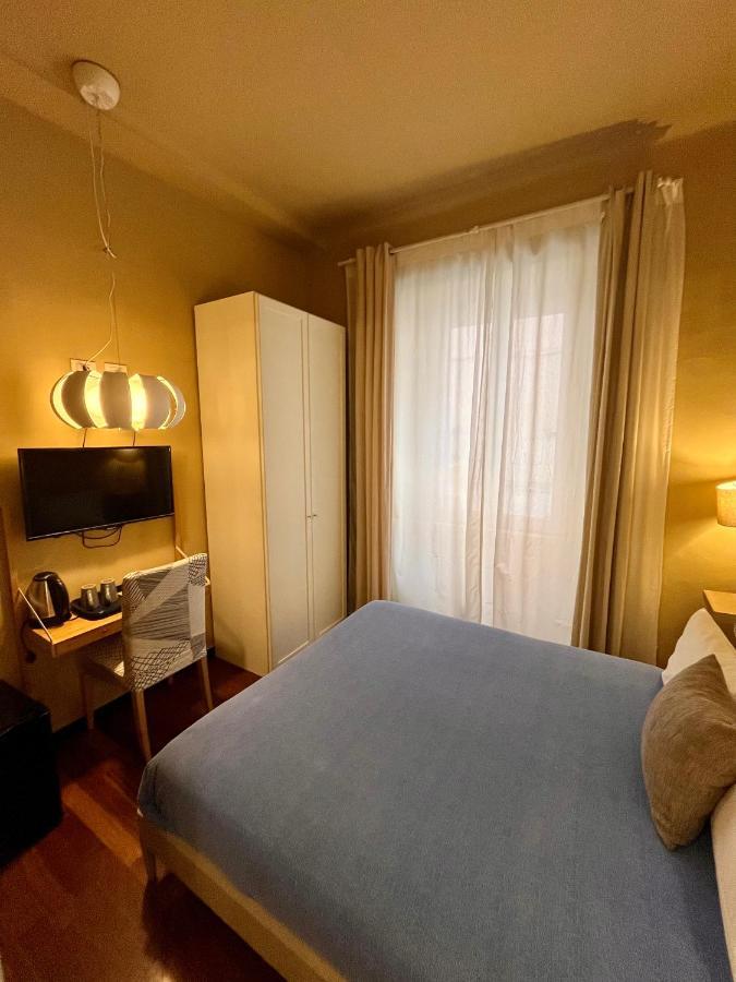 Hotel Mama La Spezia Esterno foto